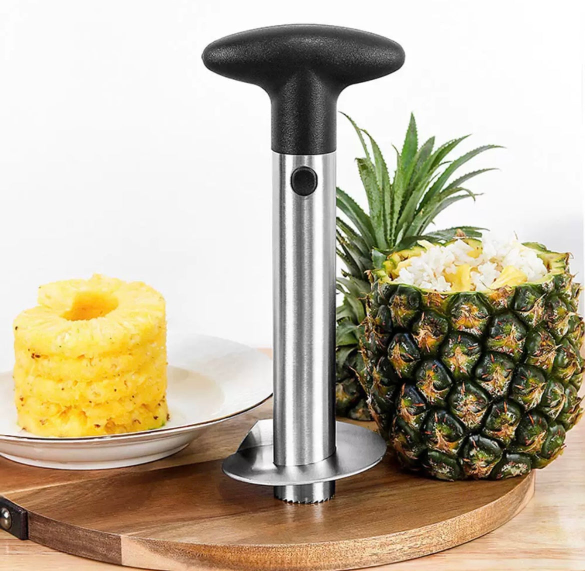 Stainless Steel Pineapple Corer & Slicer – Quick Fruit Cutter Tool